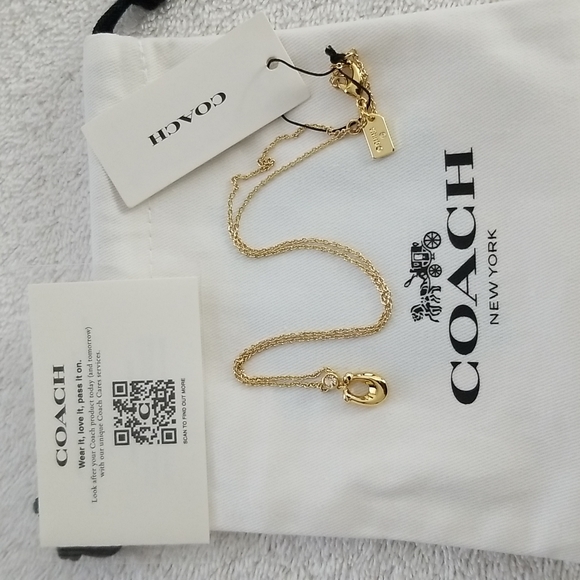 New COACH Chubby C Pendant Necklace - Picture 8 of 9